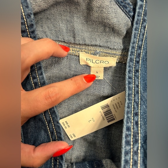 🆕 NWT Anthropologie Pilcro Coastal Cutoff V-Neck Denim Top - Picture 5 of 9